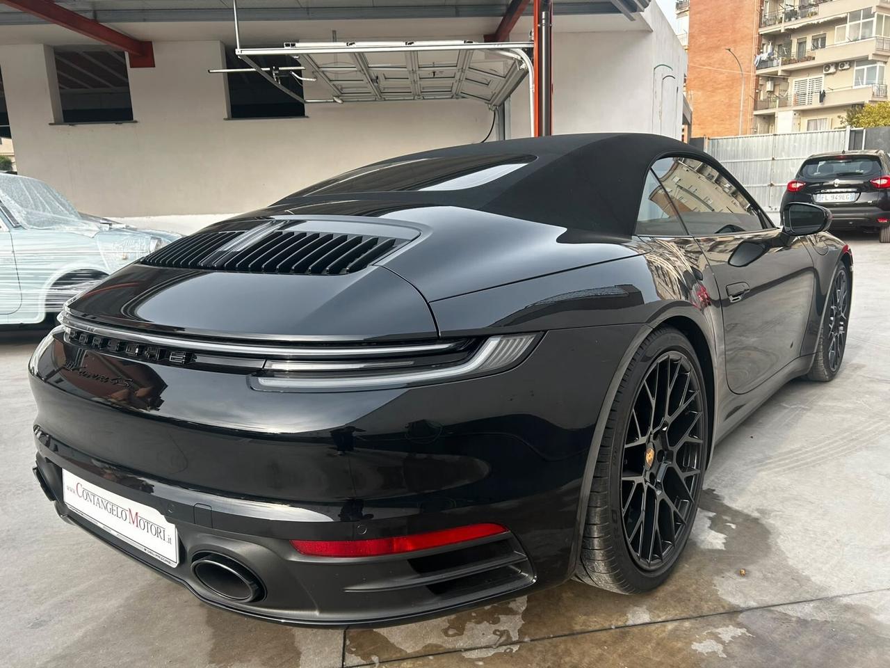 Porsche 911 CARRERA 4S CABRIO