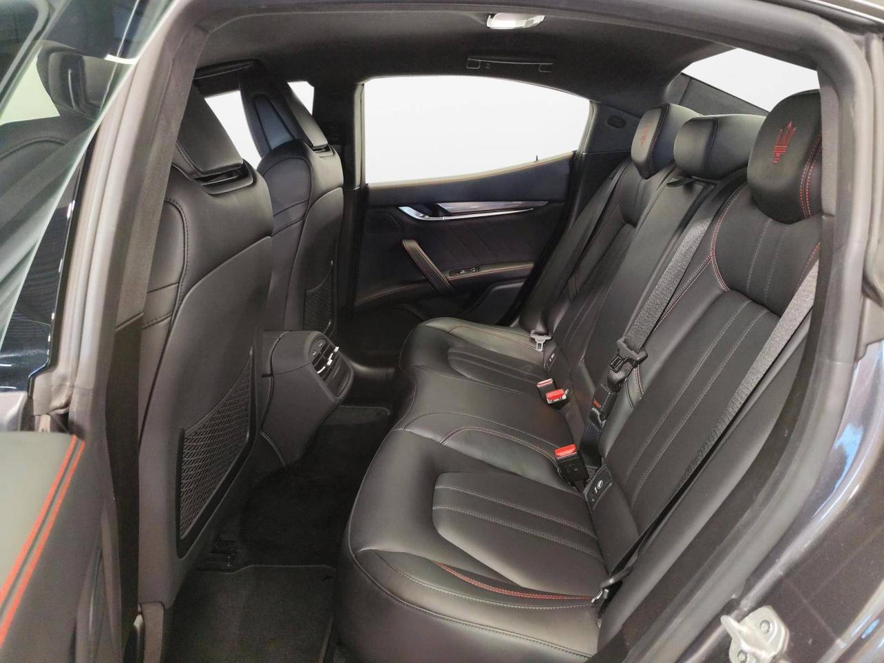 Maserati Ghibli Gransport 330cv