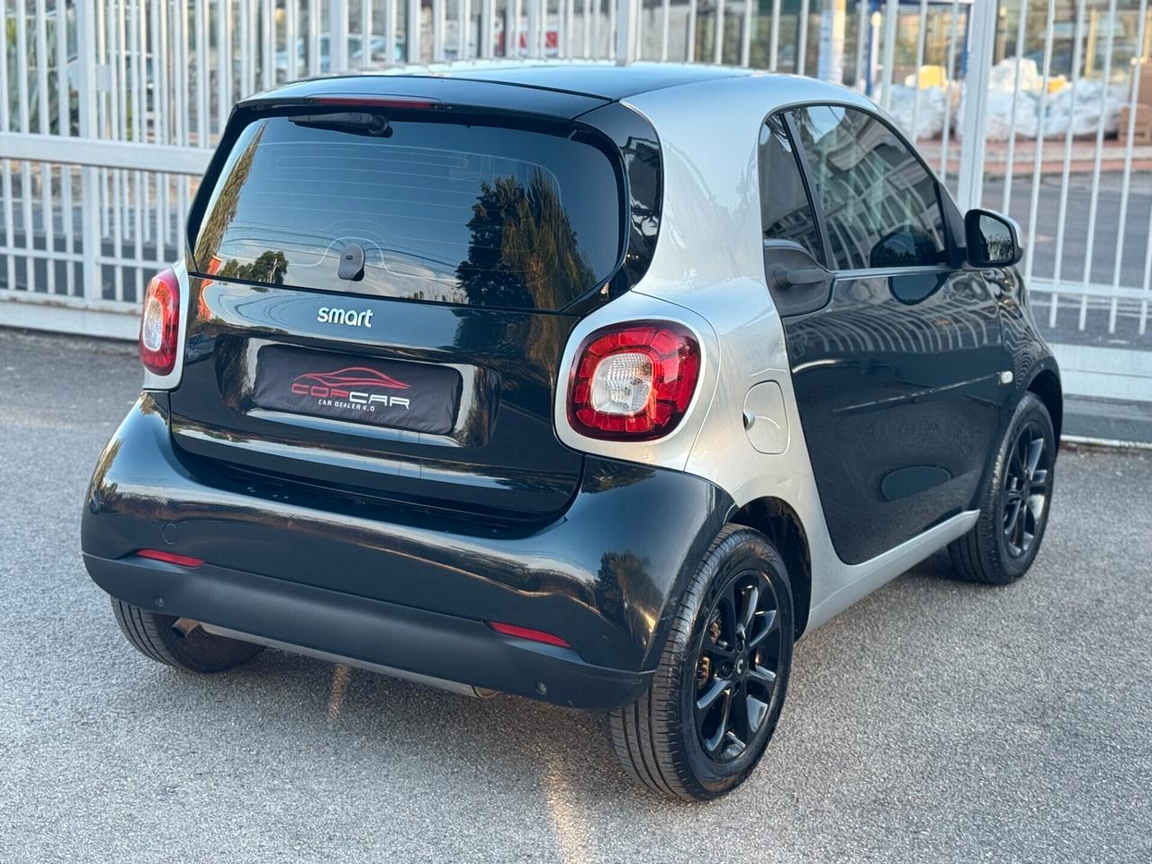 Smart ForTwo 70 1.0 Passion LED NAVI TETTO 2017