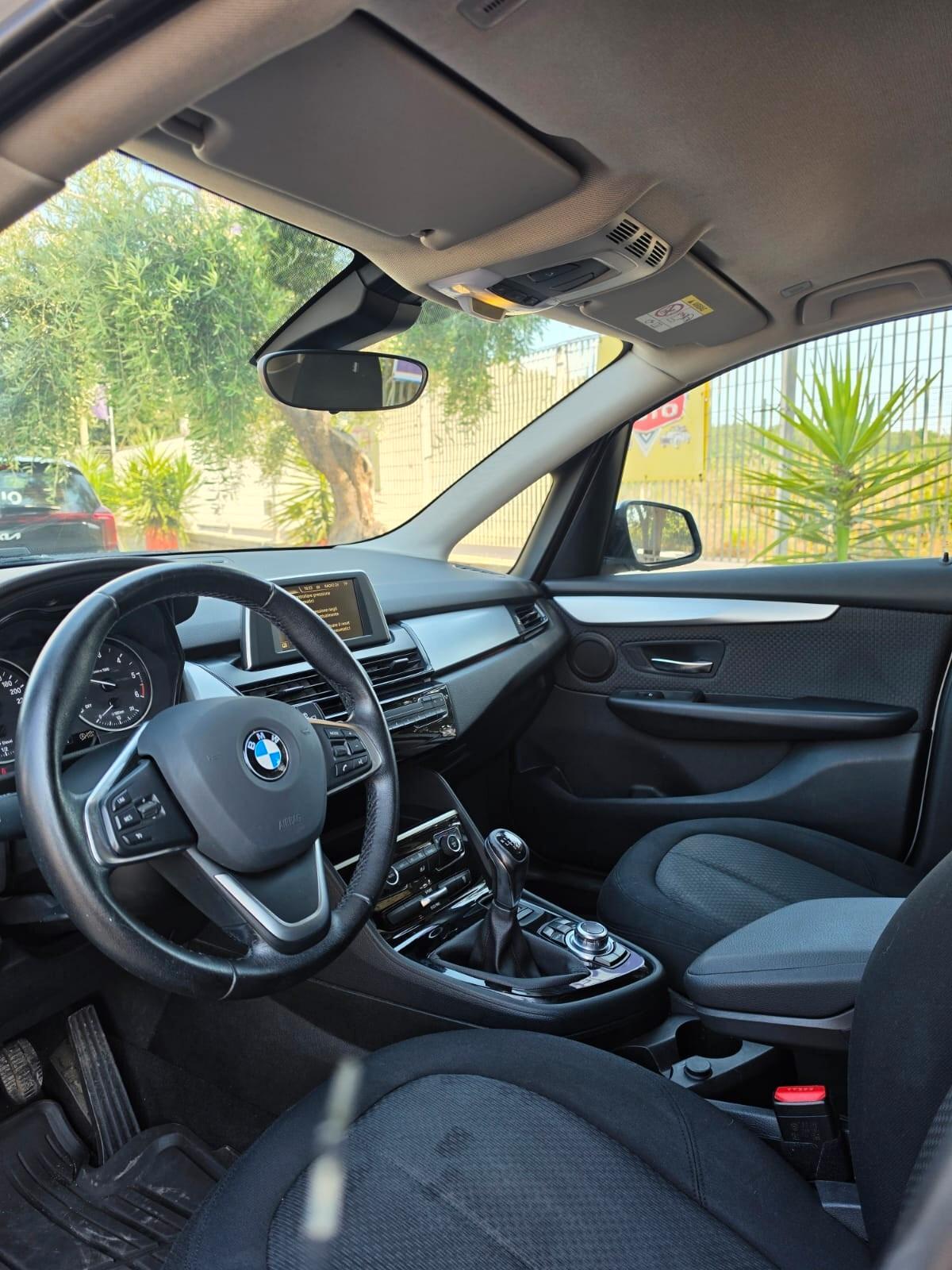 Bmw 2er Active Tourer 216d Luxury