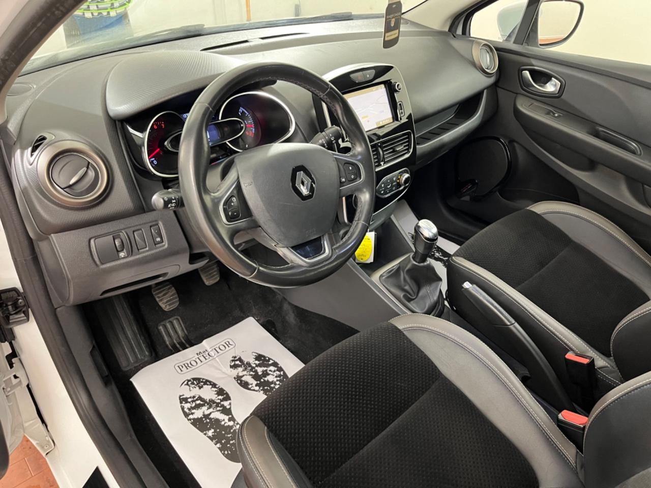 Renault Clio TCe 12V 90 CV * NEOPATENTATI *