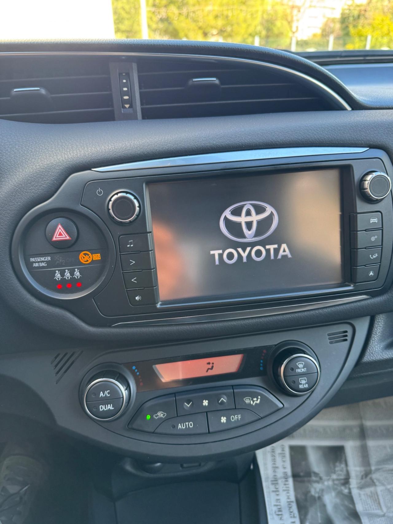 Toyota Yaris 1.4 D-4D 5 porte Lounge