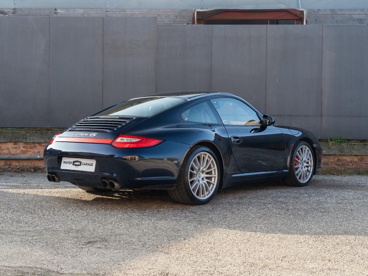 Porsche 911 Carrera 4S Coupé