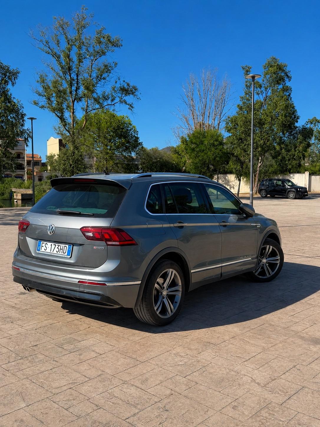 Volkswagen Tiguan 2.0 TDI SCR DSG 4MOTION Advanced BMT