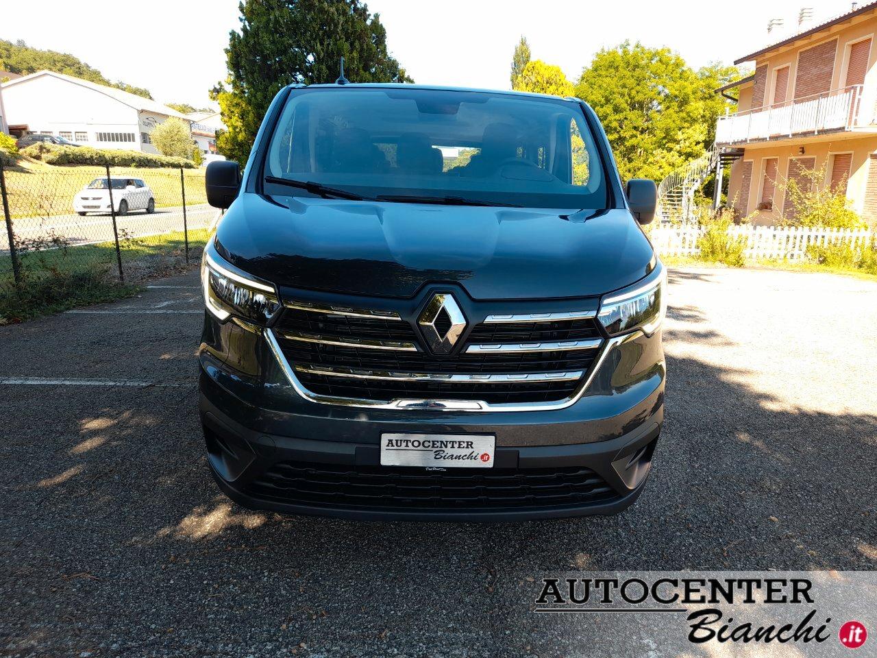 RENAULT Trafic passenger 2.0 Blue dci 150cv L2H1 Zen