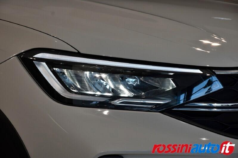 VOLKSWAGEN TAIGO 1.0 TSI 110 CV LIFE TECH PACK R16 BI-COLOR F