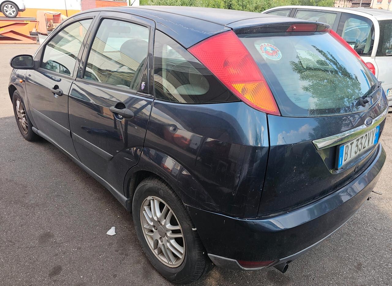 Ford Focus 1.6 GPL GUIDABILE DA NEOPATENTATI
