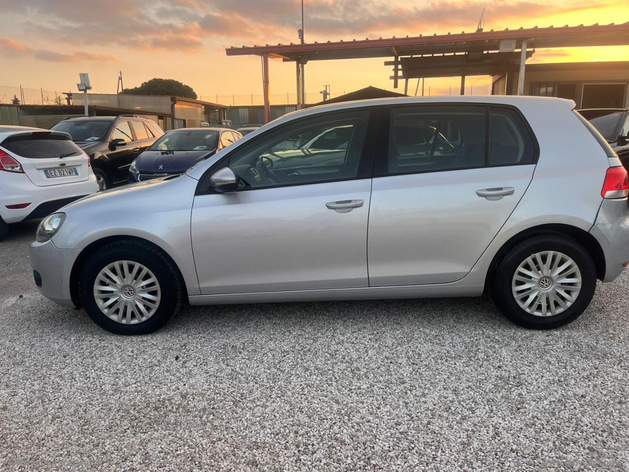 VOLKSWAGEN Golf 1.6 5p. Comfortline