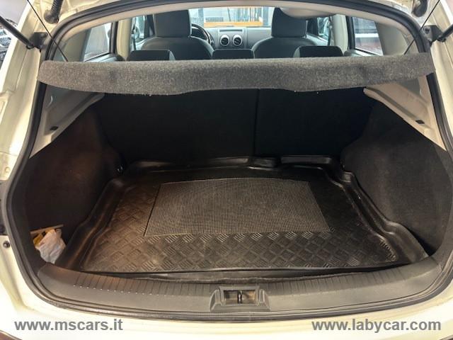 NISSAN Qashqai 2.0 dCi DPF Acenta