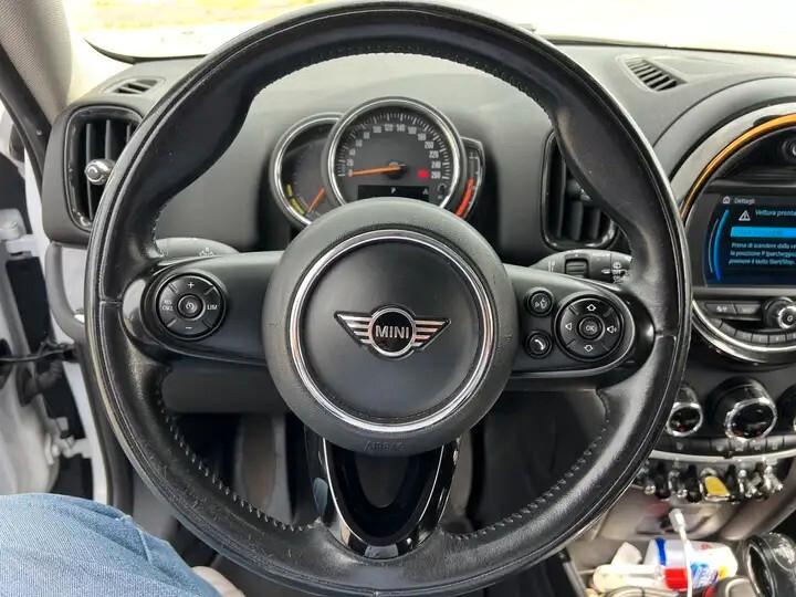 Mini Cooper S Countryman 1.5 SE Hype ALL4 Automatica