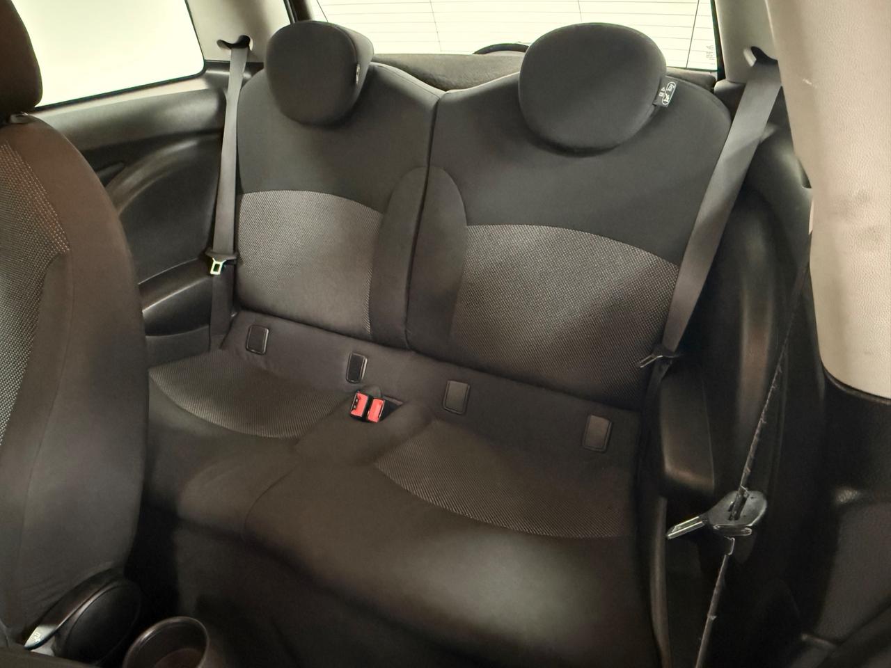 Mini 1.6 16V Cooper D