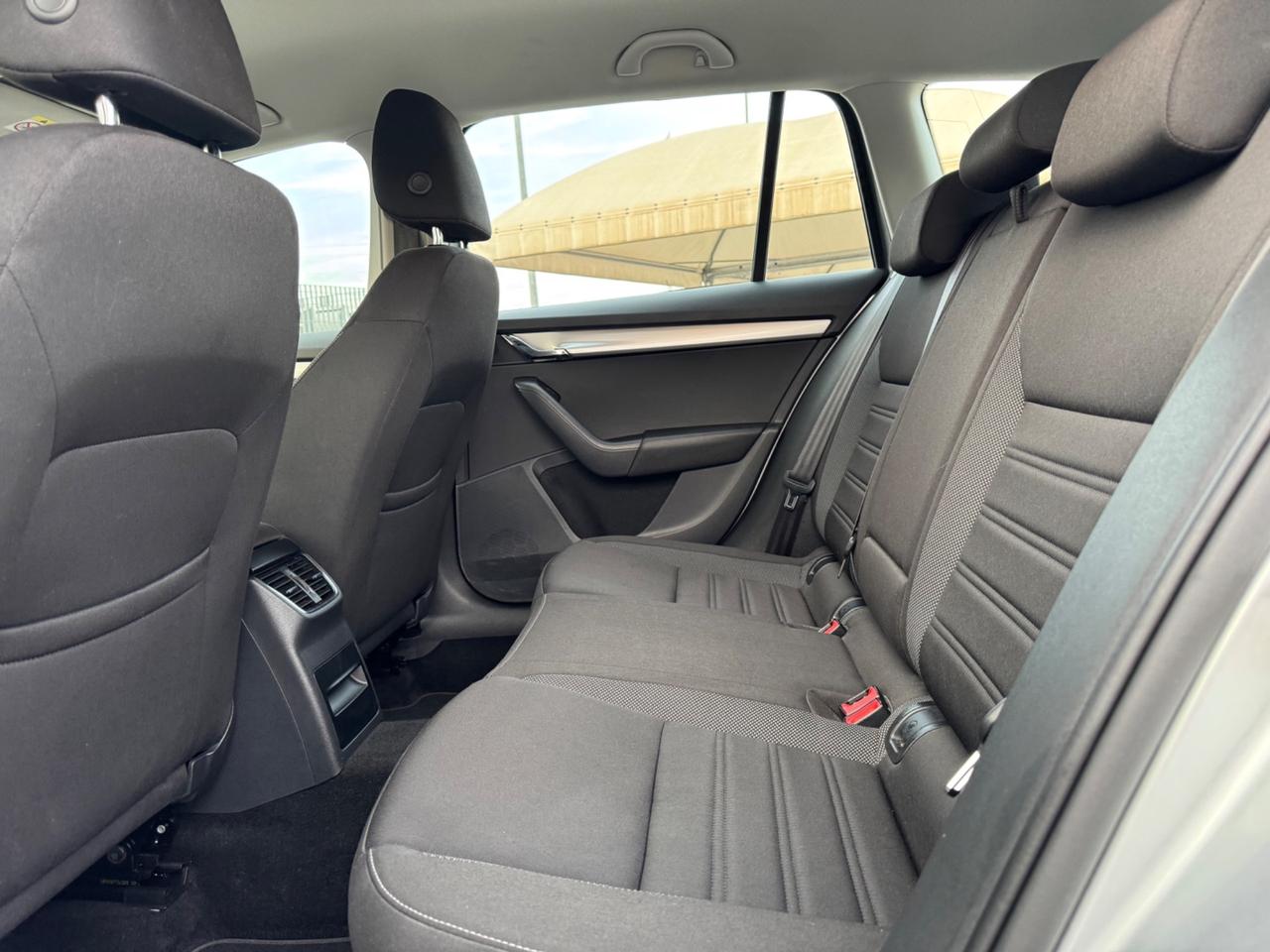 SKODA OCTAVIA 1.5 DSG Style G-Tec Metano - Navi