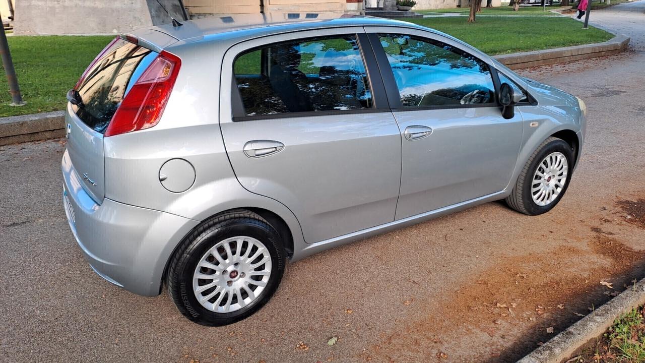 Fiat Grande Punto 1.4 GPL 5 porte OK NEOPATENTATI