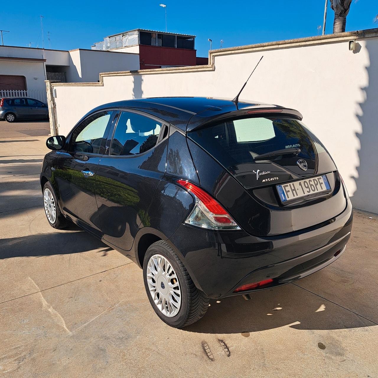 Lancia Ypsilon 1.2 69 CV 5 porte Platinum