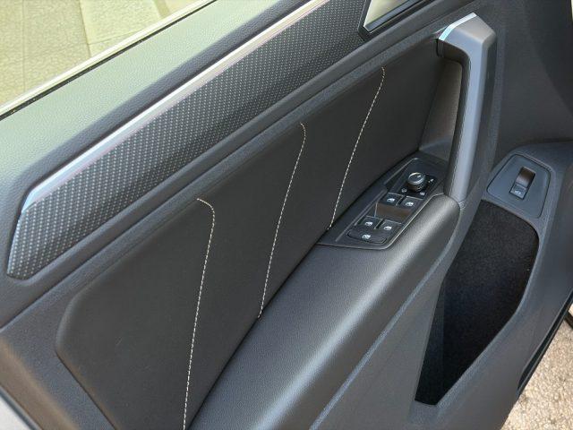 VOLKSWAGEN Tiguan 2.0TDI 150 DSG R-Line *69000KM*