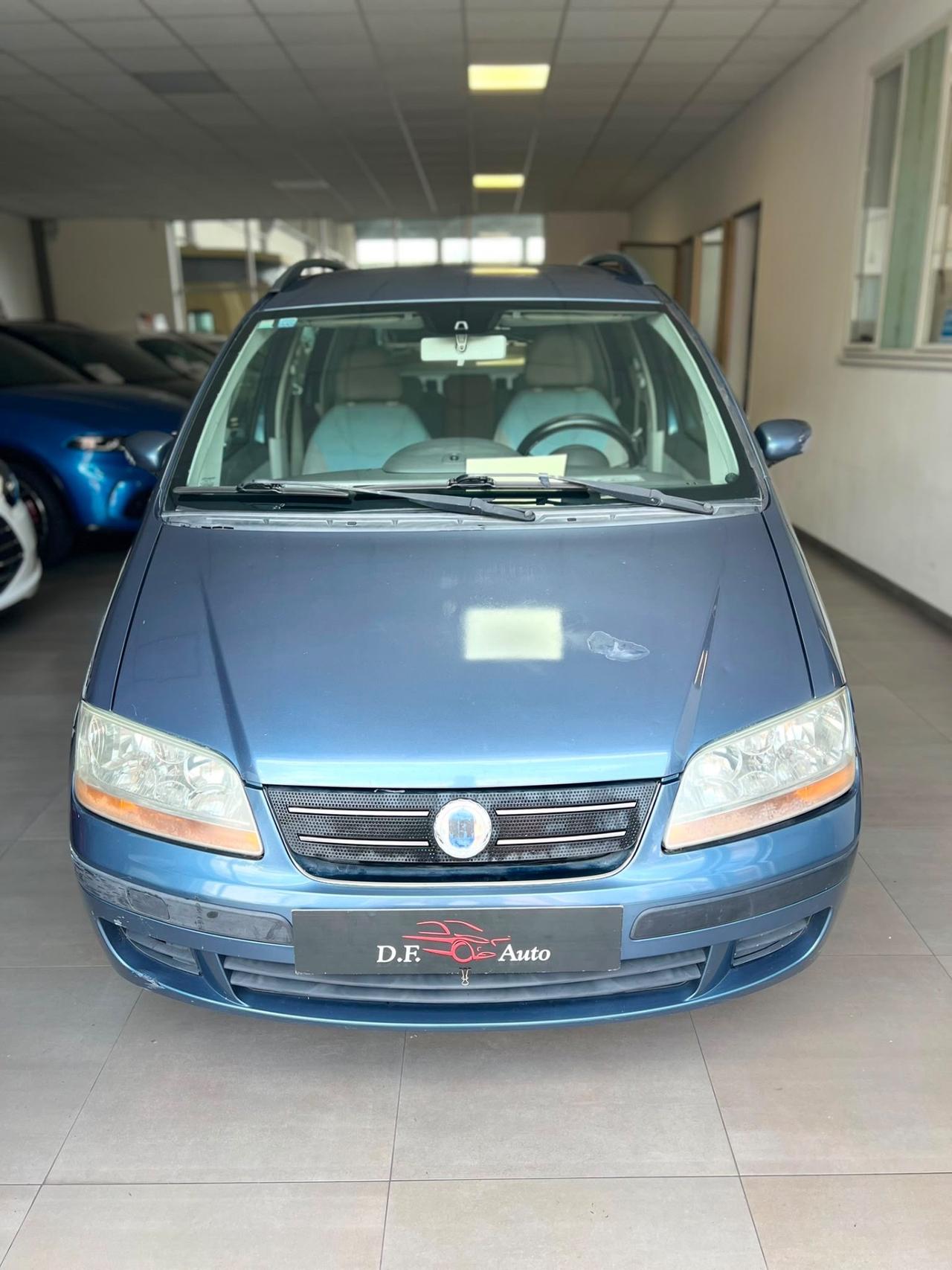 Fiat Idea 1.4 16V Emotion