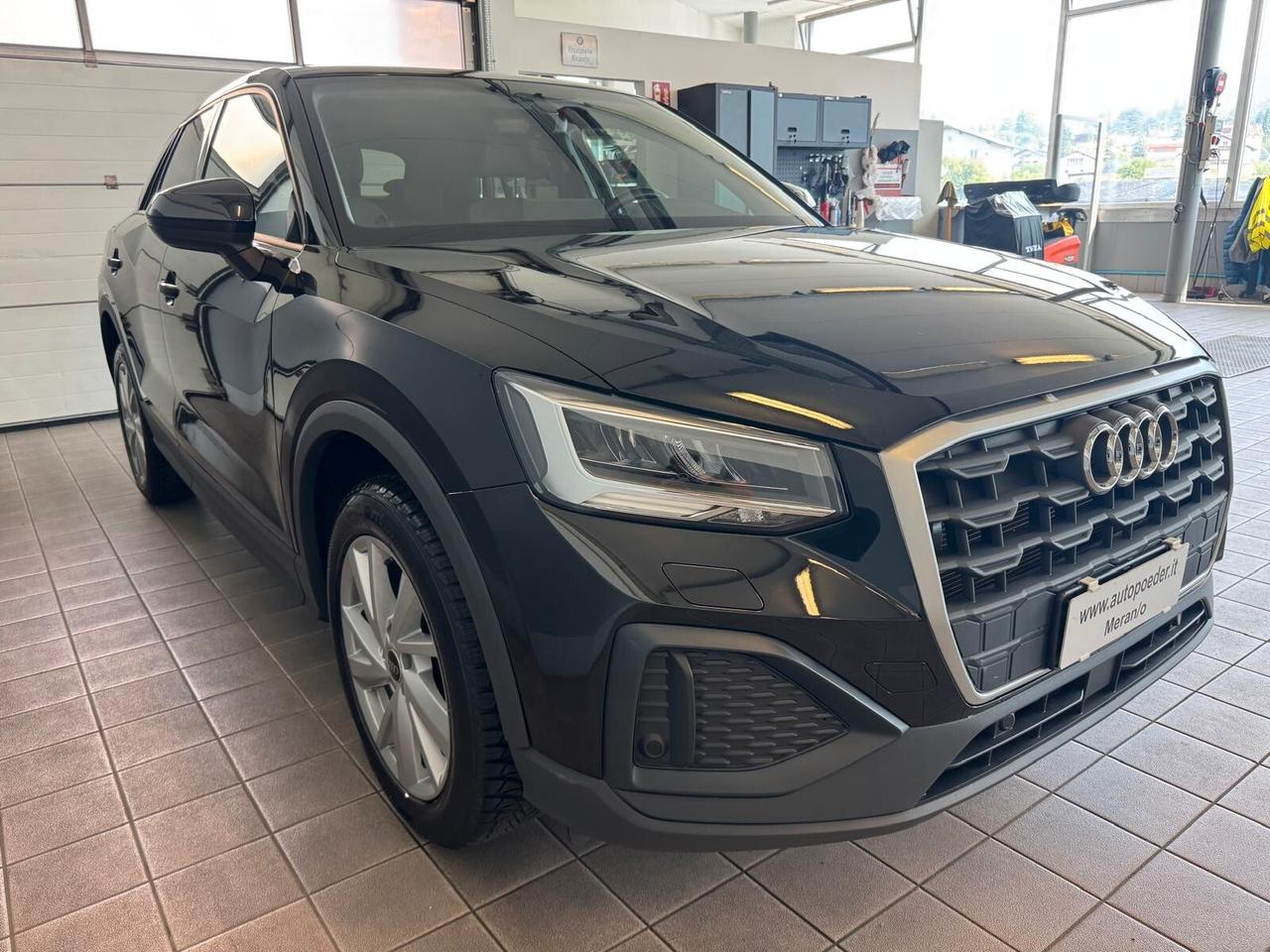 Audi Q2 35 TFSI S tronic Business