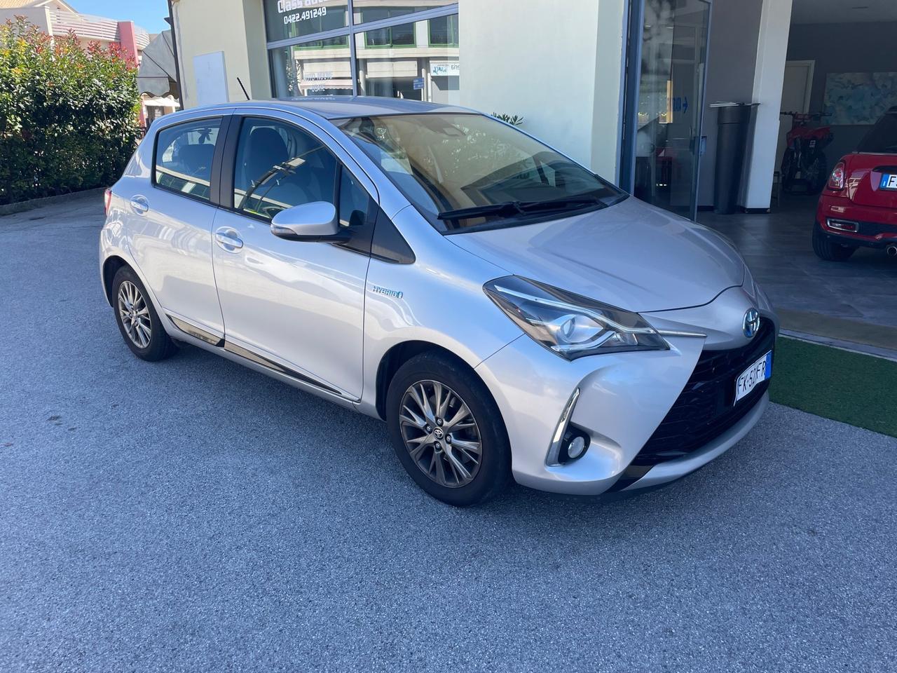 Toyota Yaris 1.5 Hybrid 5 porte Active