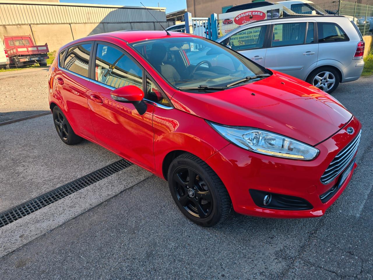 Ford Fiesta 1.2 60CV 5 porte Black & White Edition