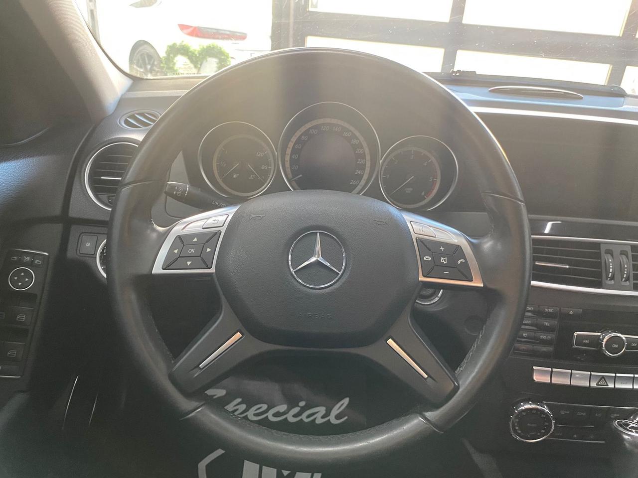 Mercedes-benz C 200 CDI BlueEFFICIENCY Avantgarde