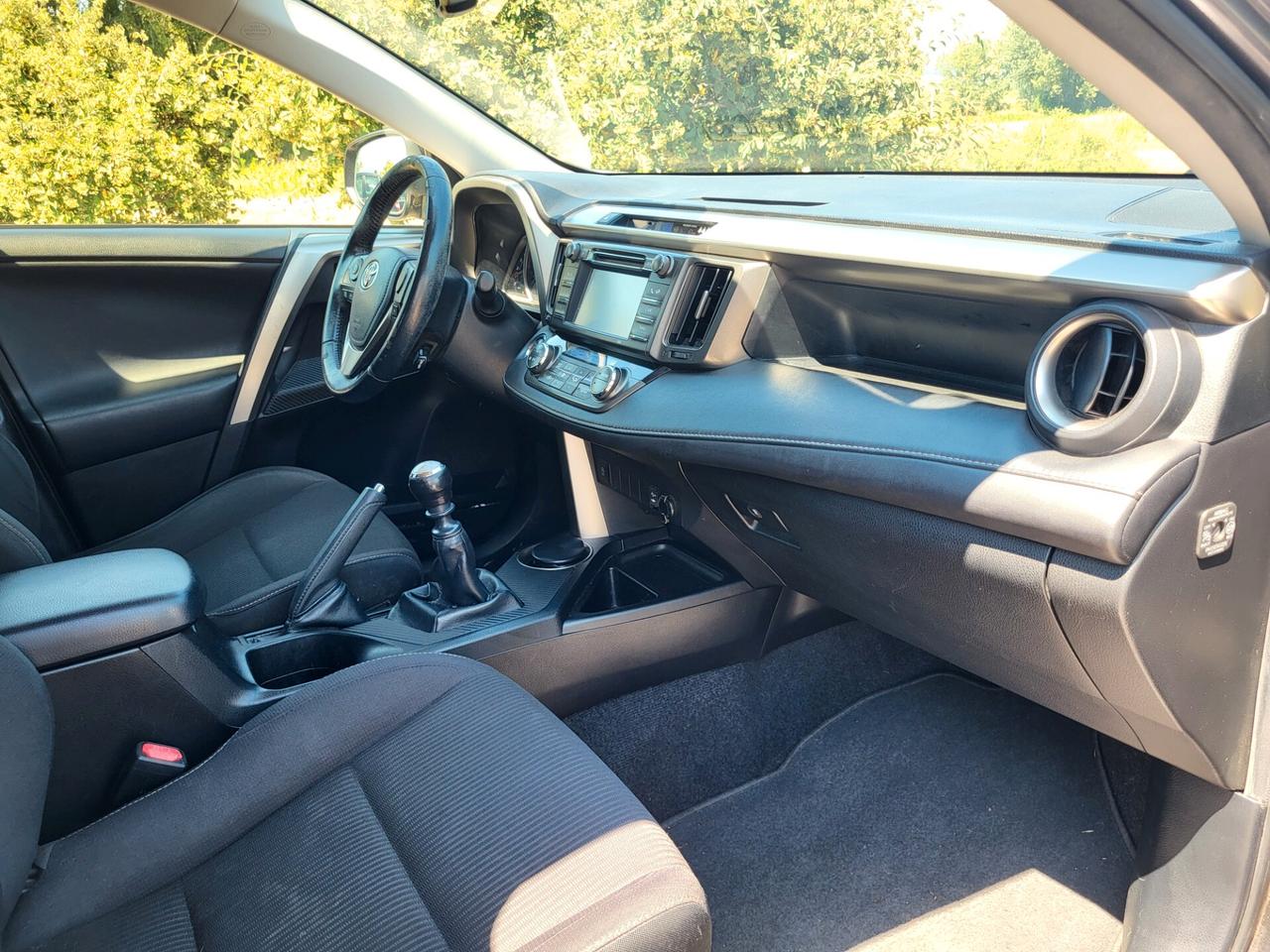 Toyota RAV 4 RAV4 2.0 D-4D 2WD Style