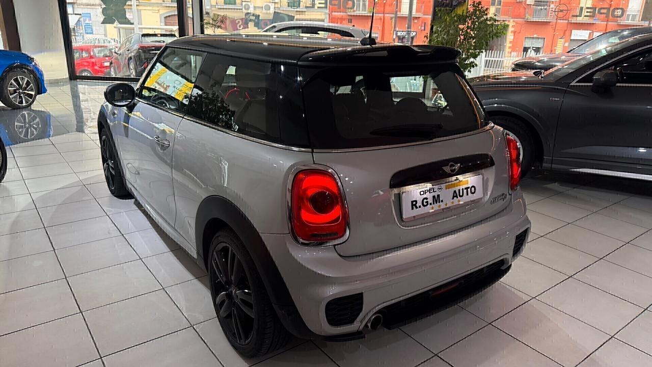 Mini Cooper D 116CV ALLESTIMENTO JOHN WORKS