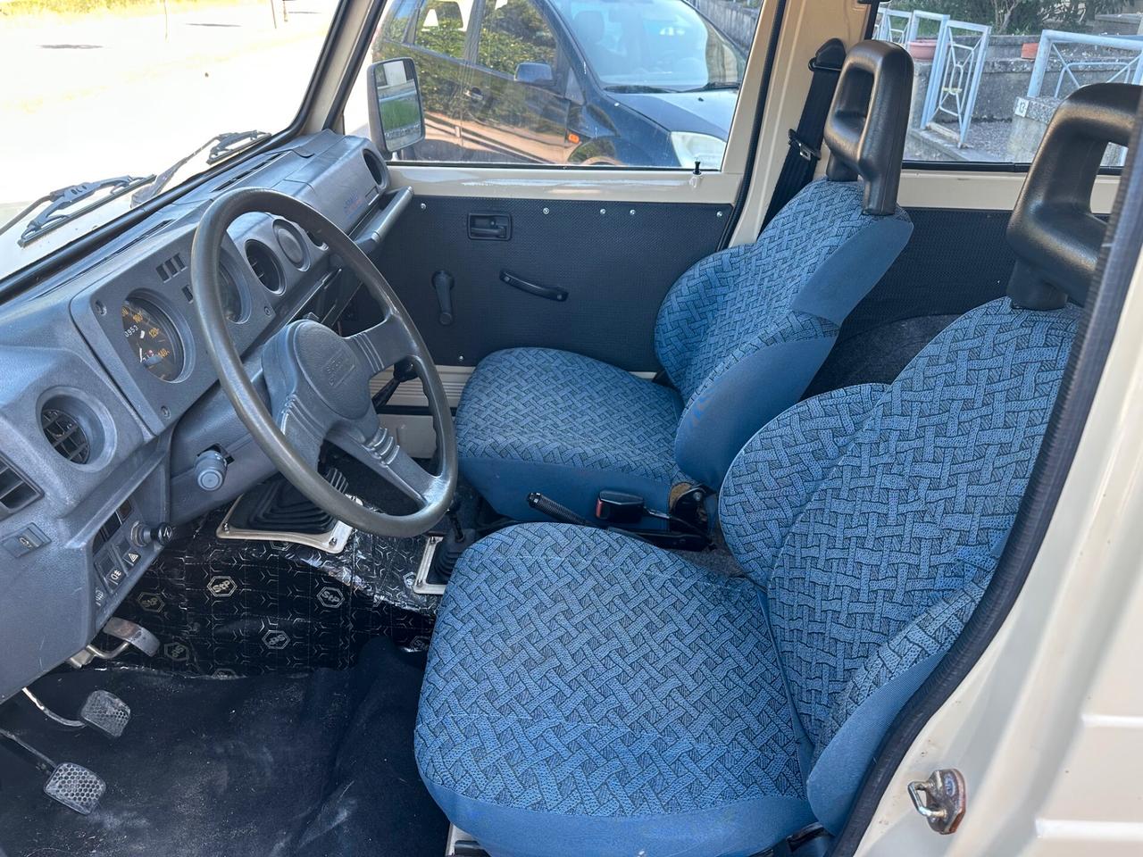 Suzuki SJ 410 SJ410 Berlina Sport
