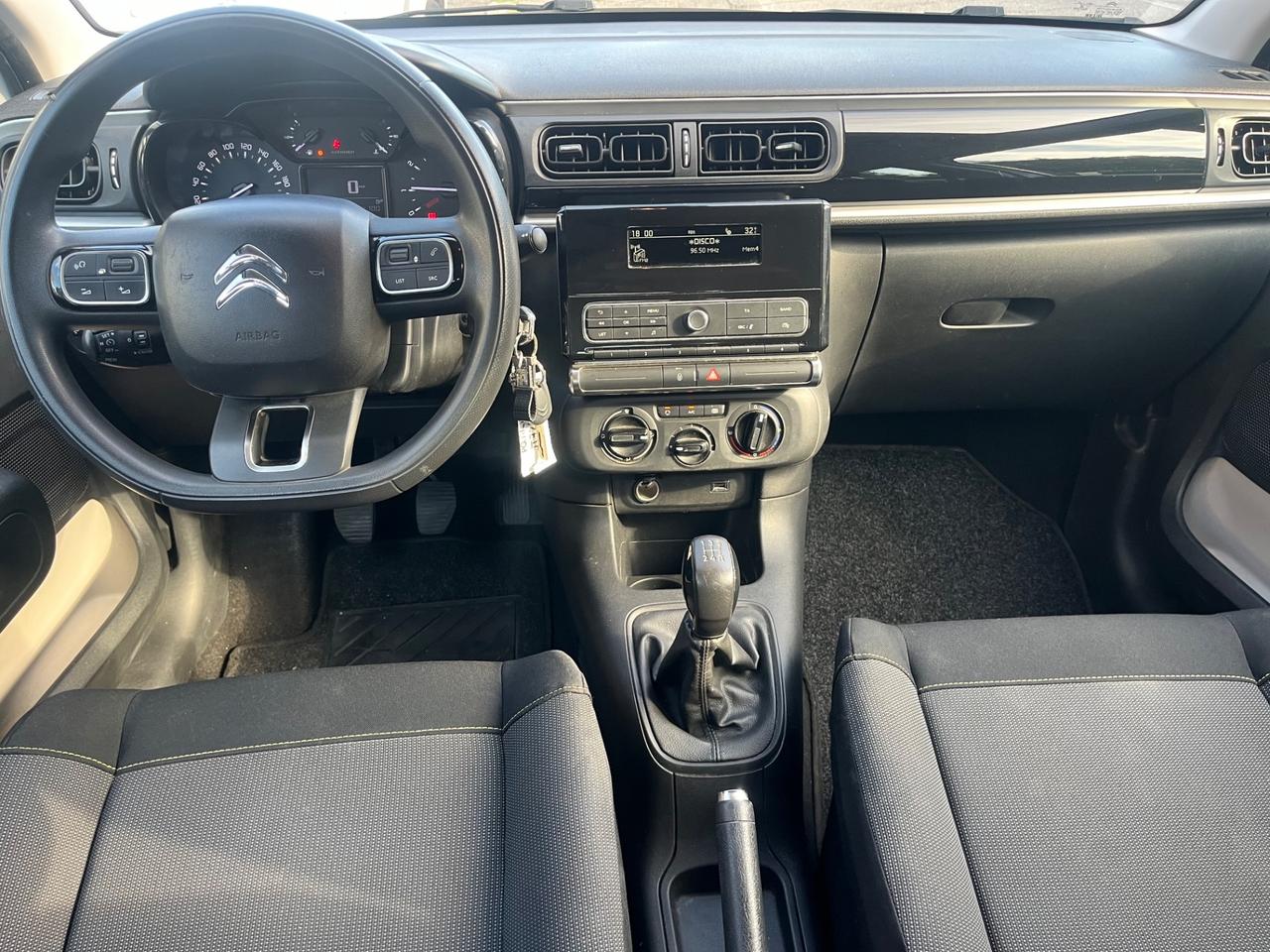 Citroen C3 1.2benzina/83CV/neopatentato/Euro6/unico proprietario/
