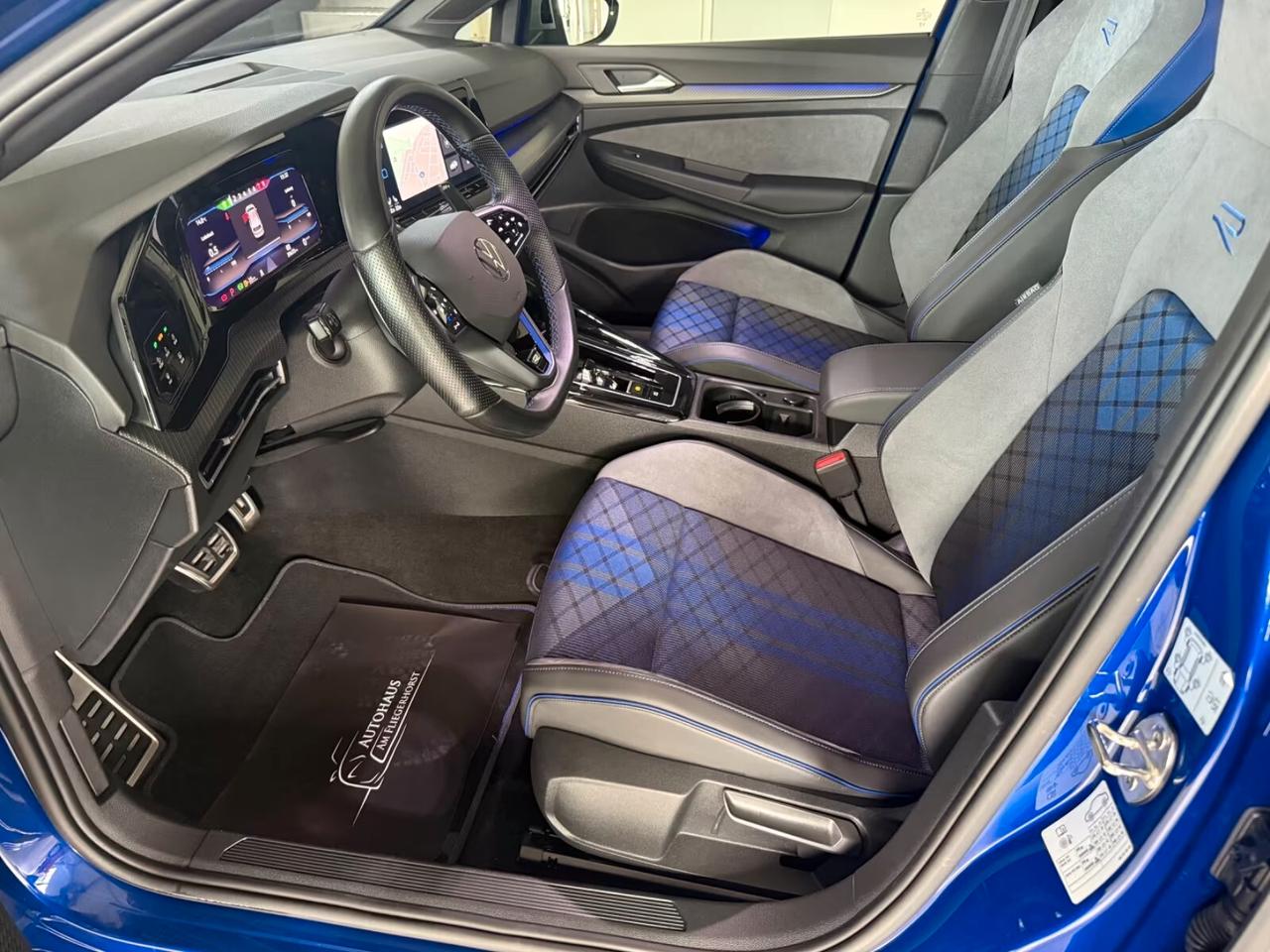 Volkswagen Golf VIII 8 R 4Motion Matrix