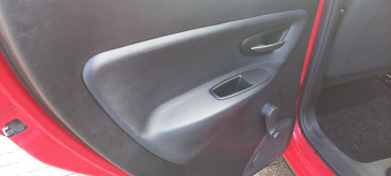 Lancia Ypsilon 1.2 69 CV 5 porte Elefantino