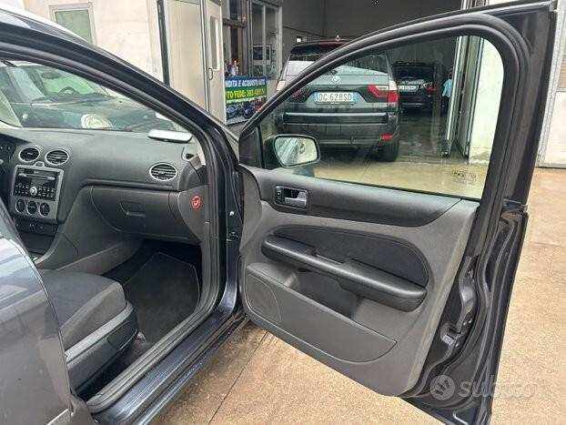Ford Focus CC Focus C-Max 1.8 TDCi (115CV) Ghia