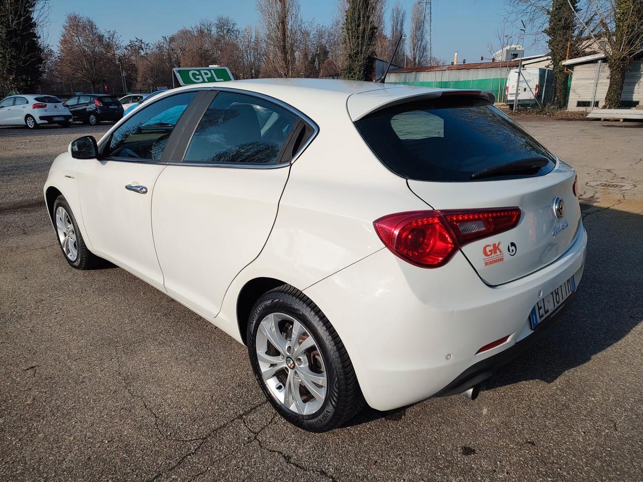 Alfa Romeo Giulietta 1.4 Turbo 120 CV BENZINA\ GPL CON SCADENZA 2032, OK NEOPATENTATI.