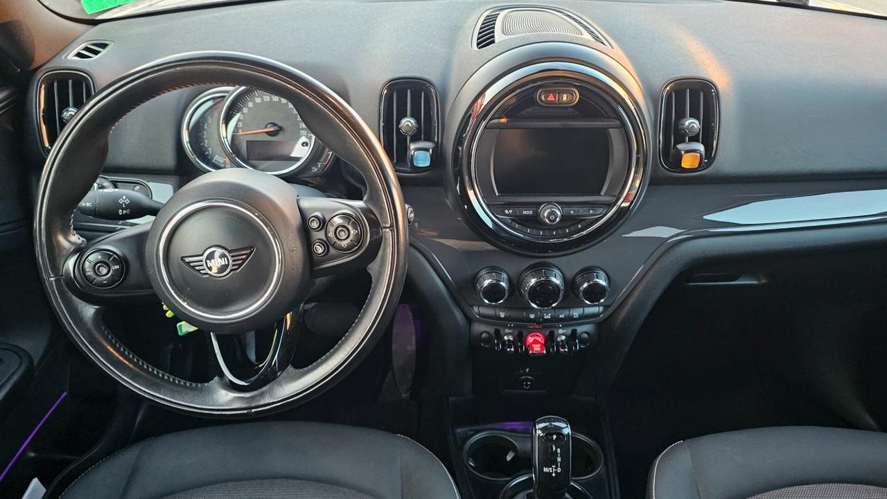 Mini Cooper Countryman 1.5 One D Hype