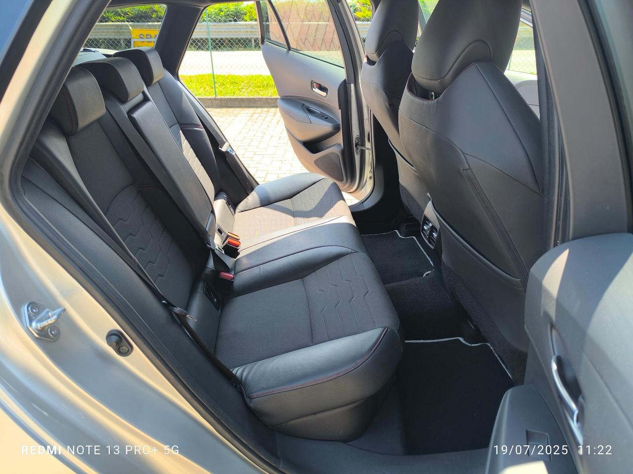 Toyota Corolla Touring Sports 2.0 Hybrid Lounge