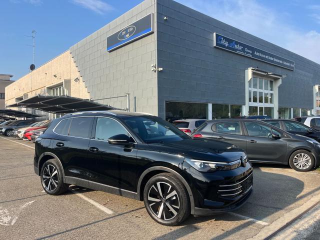 VOLKSWAGEN Tiguan 1.5 eTSI 150 CV ACT DSG Elegance K M 0 Full!