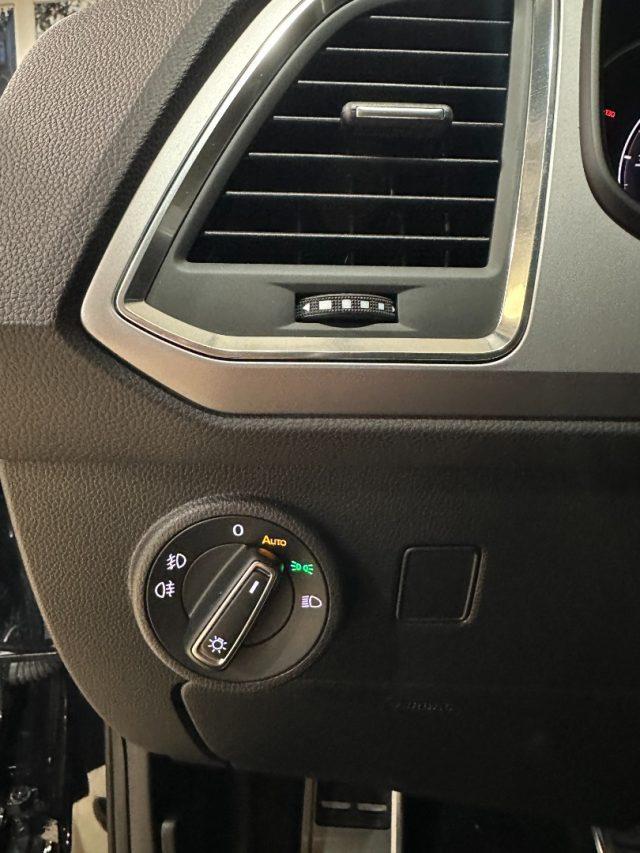 SEAT Ateca 1.5 EcoTSI DSG FR - LED - 19" - Tetto-Camera-DCC