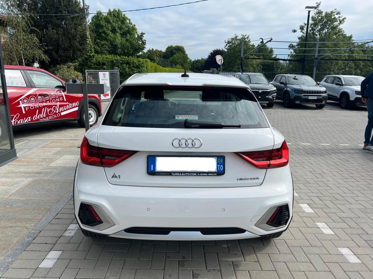 Audi A1 allstreet 25 TFSI Business