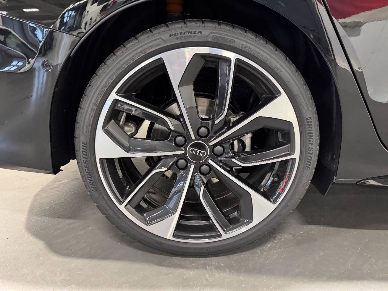 AUDI A3 SEDAN 35 TFSI MHEV S-TRONIC S-LINE