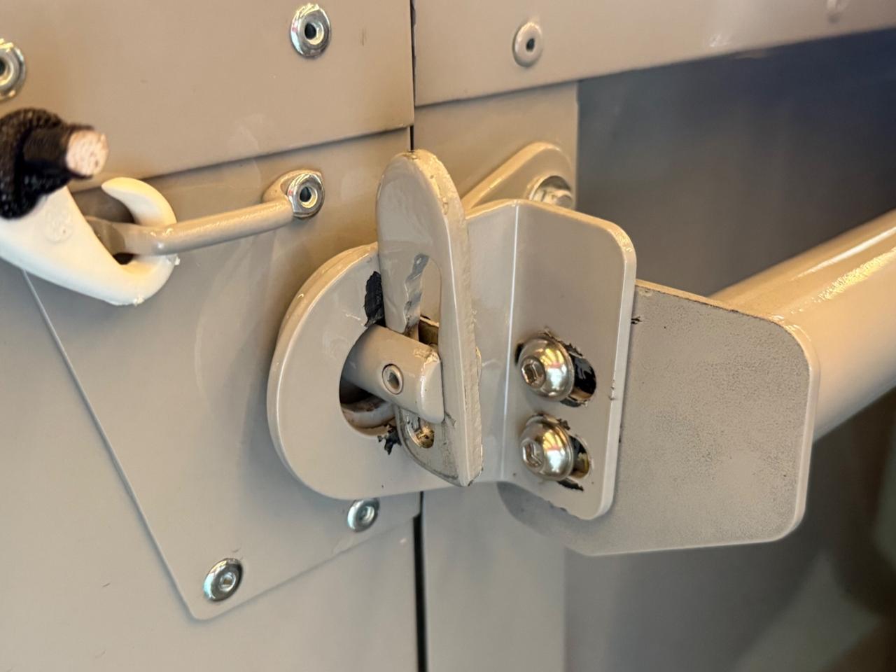 Land Rover Defender 90 2.5 td Soft Top 19J