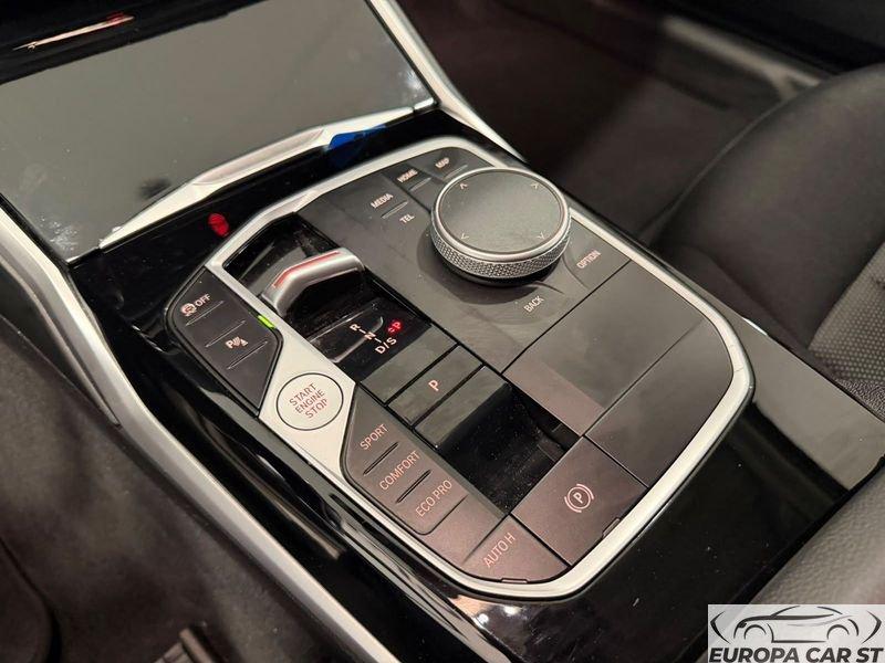 BMW Serie 3 318d 48V Touring auto mhev