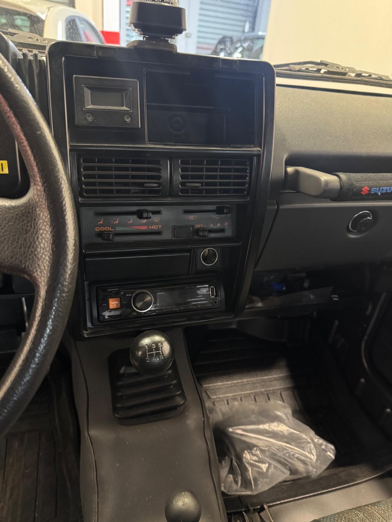 Suzuki SJ Samurai 1.3i cat Cabriolet De Luxe Permuto