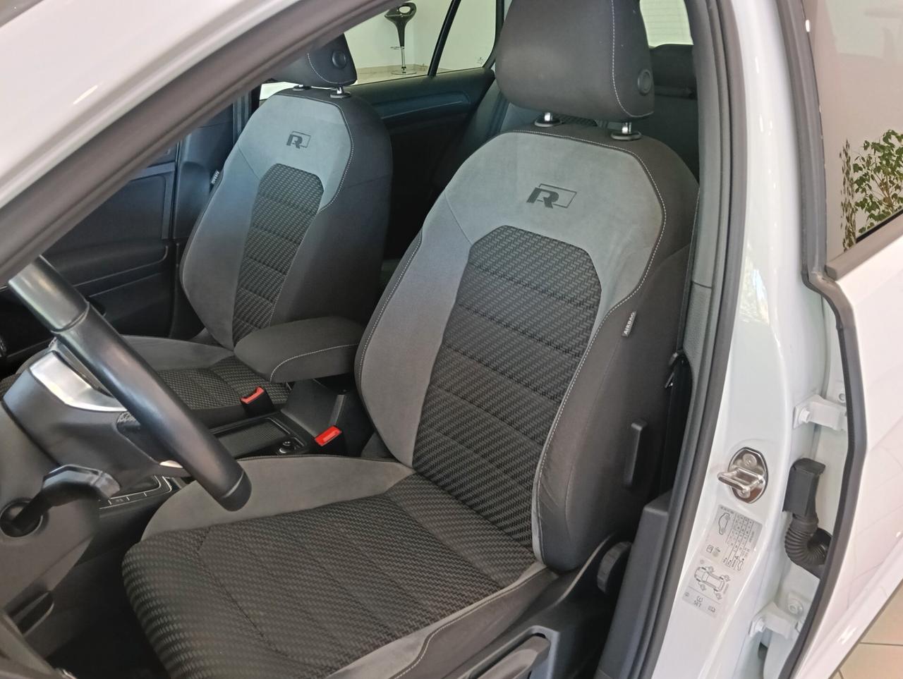 Volkswagen Golf 1.0 TSI 115 CV 5p. Sport BlueMotion Technology