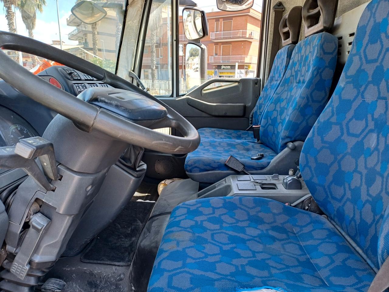 IVECO EUROCARGO 150 E 25