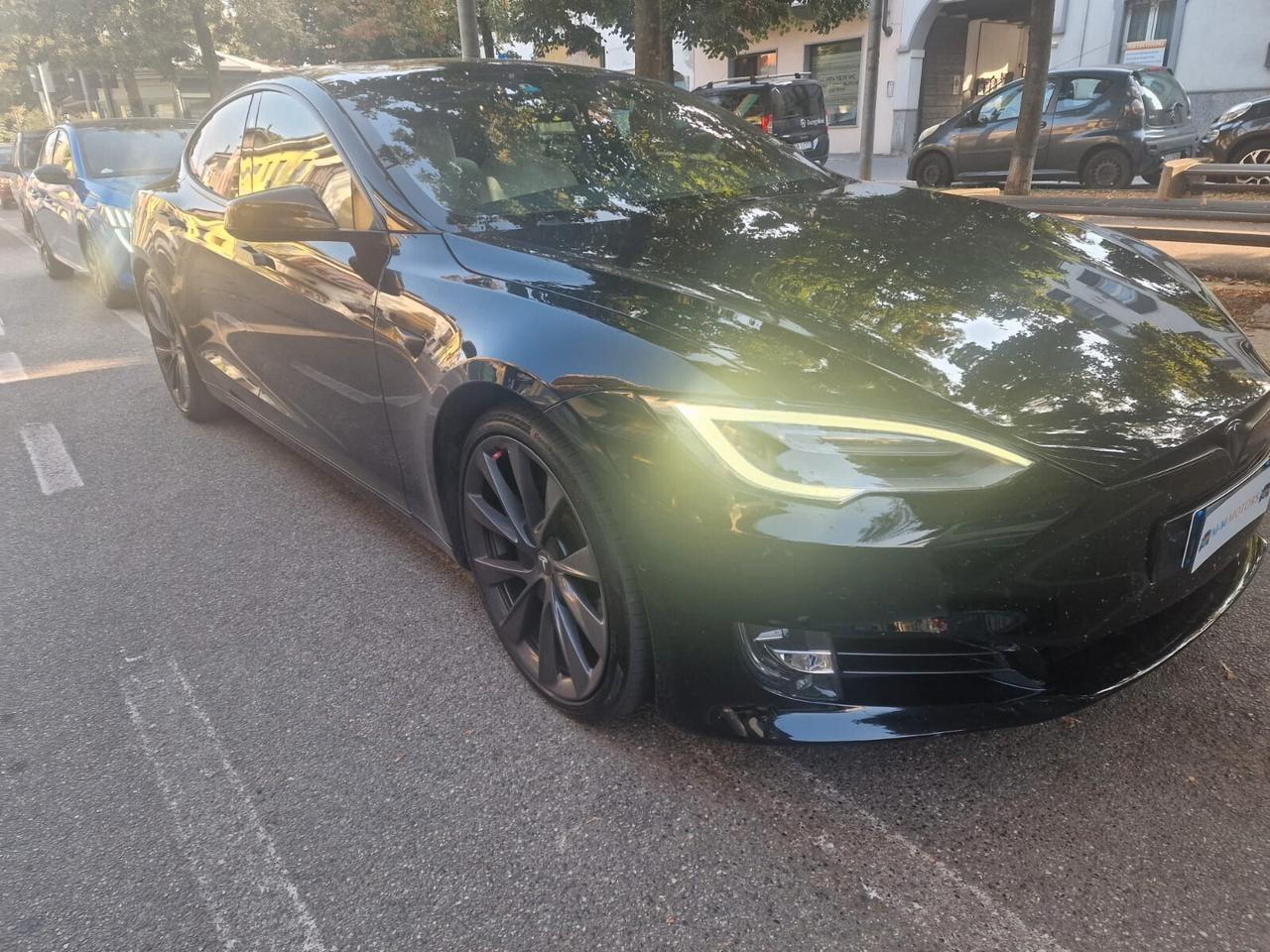 Tesla Model S Dual Motor PELLE TOTALE BIANCA