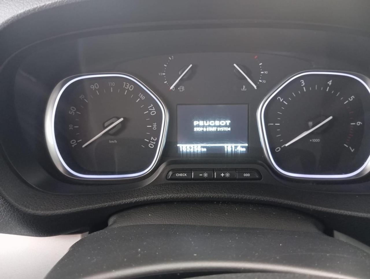 Peugeot Traveller BlueHDi 150 S&S Long Active
