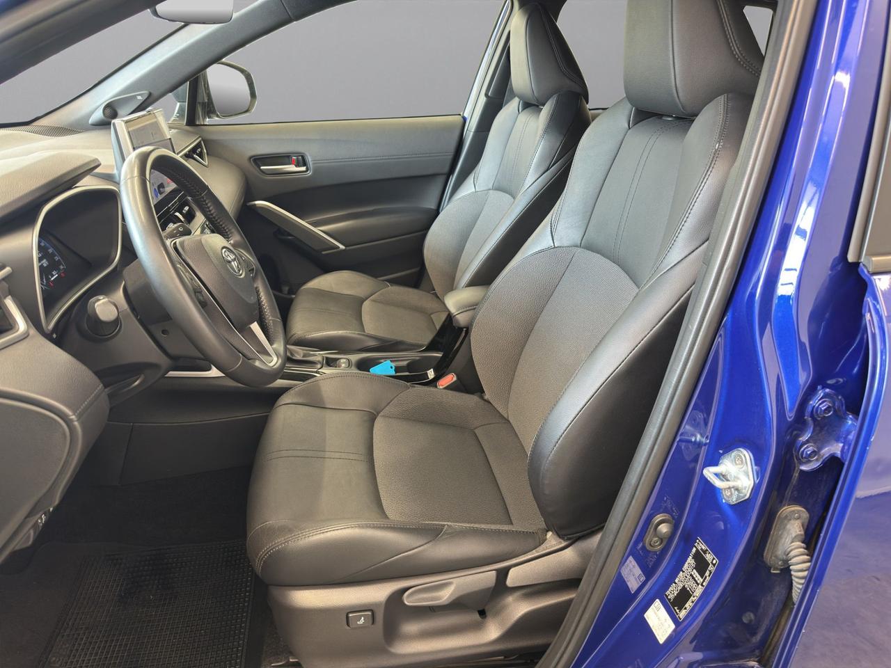 Toyota Corolla Cross 2.0h Lounge awd-i 197cv e-cvt