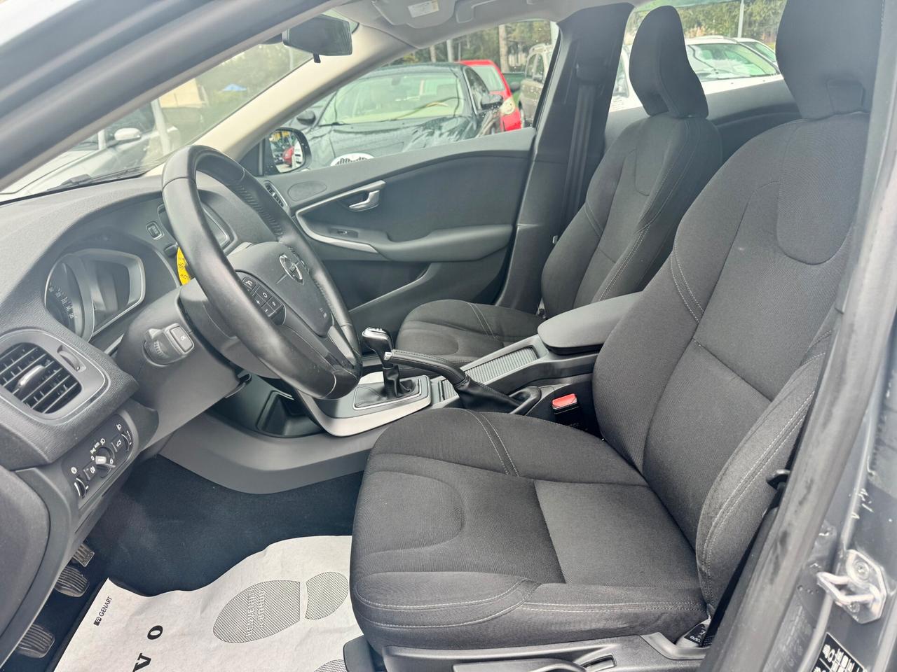 Volvo V40 Cross Country D2 Business Plus