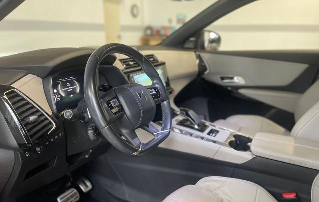 DS AUTOMOBILES DS 7 Plug-In Hybrid AWD 300 e-tense Louvre 4x4 auto