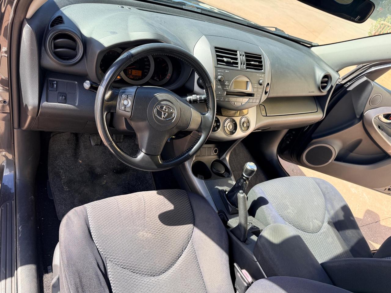 Toyota RAV4 2.2 D-4D 136 CV “Gancio Traino”