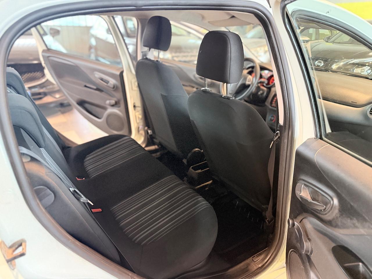 Fiat Punto Evo 1.4 5 porte GPL neopatentati